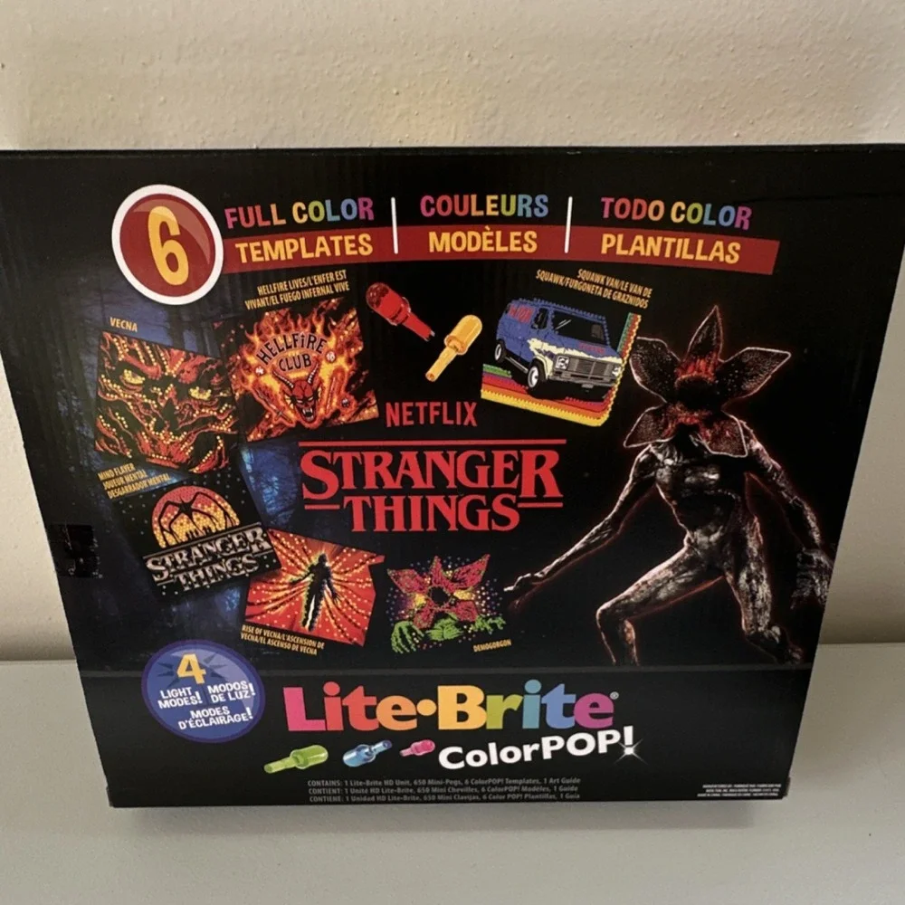 Lite Brite ColorPOP Stranger Things Edition 658 Pieces 6 Templates MPN 02437